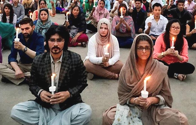 /media/k2/galleries/53081/Sarbjit-Movie-Stills-06