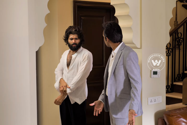 /media/k2/galleries/73422/World-Famous-Lover-09