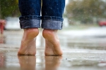 feet in monsoon, keep your feet neat and clean, 4 steps to follow to keep your feet neat and clean in monsoon, Antiseptic feet in monsoon, keep your feet neat and clean, 4 steps to follow to keep your feet neat and clean in monsoon, Antiseptic