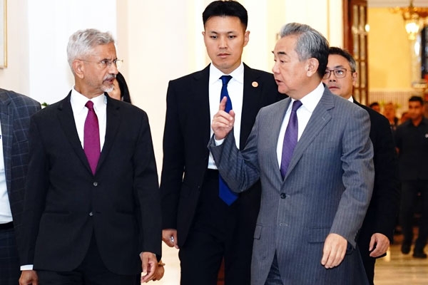 What China told India about Trump Tariff War?