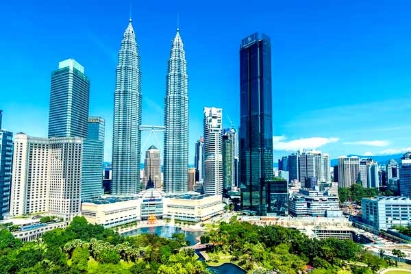 Malaysia turns visa-free for Indians