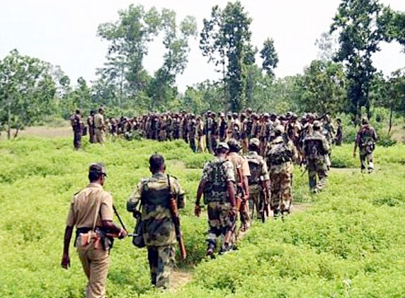 Ten Maoists were killed in an encounter in Jharkhand...