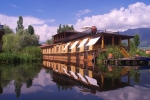 Kashmir valley, tourists, house boat the floating heaven of kashmir valley, Pandit